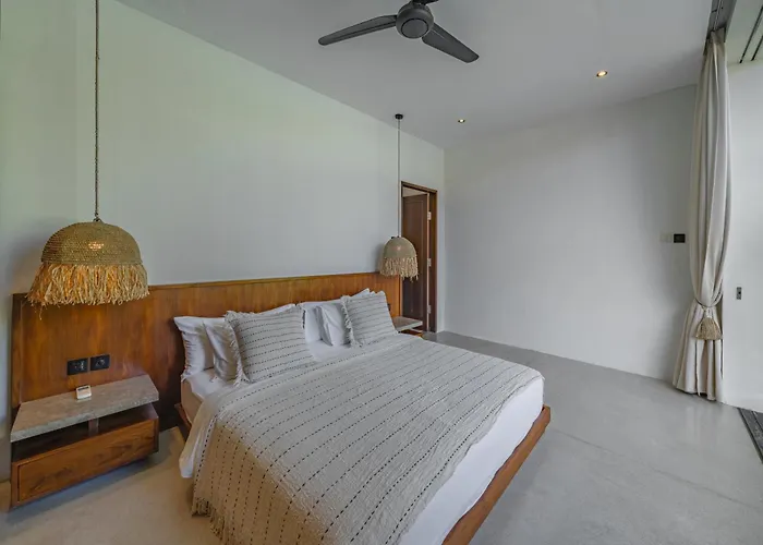 Kadera - 4br Stunning 4 Mins From The Villa Canggu (Bali)