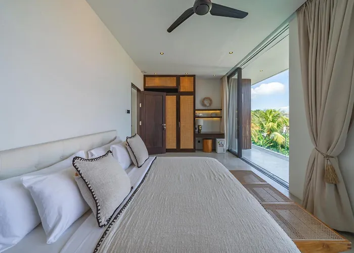 Kadera - 4br Stunning 4 Mins From The * Canggu (Bali)
