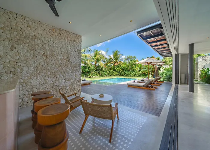 Kadera - 4br Stunning 4 Mins From The Villa Canggu (Bali)